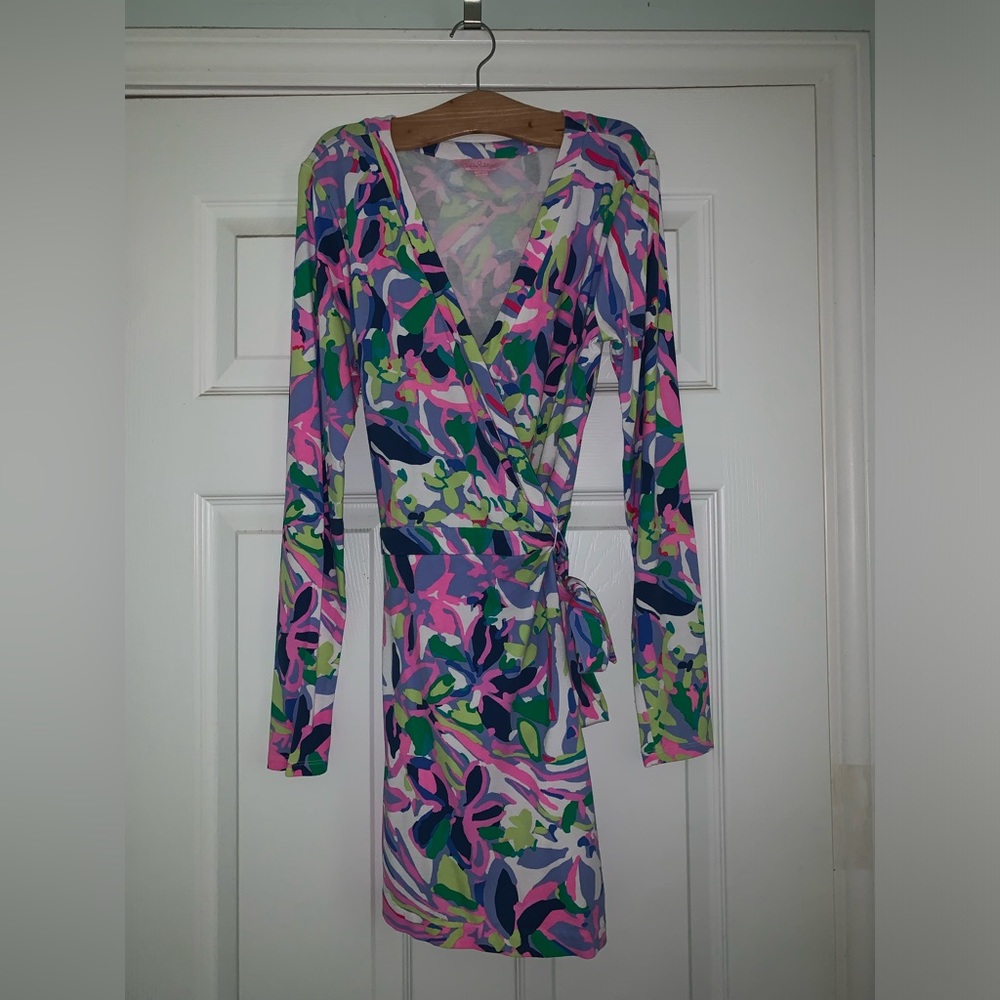 Lilly Pulitzer Women's Tiki Wrap in Havin A Blast print faux Wrap Romper